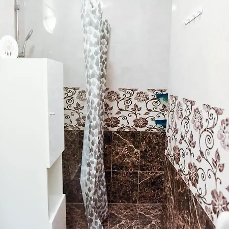 Ionut Apartament Zona Alezzi * Năvodari